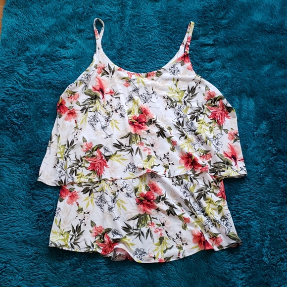 NWOT flowy garden print floral tank - Picture 1 of 2